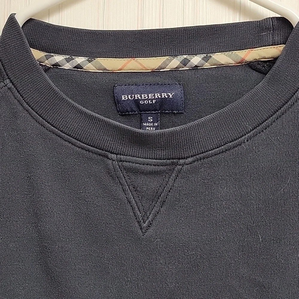 Burberry classic navy